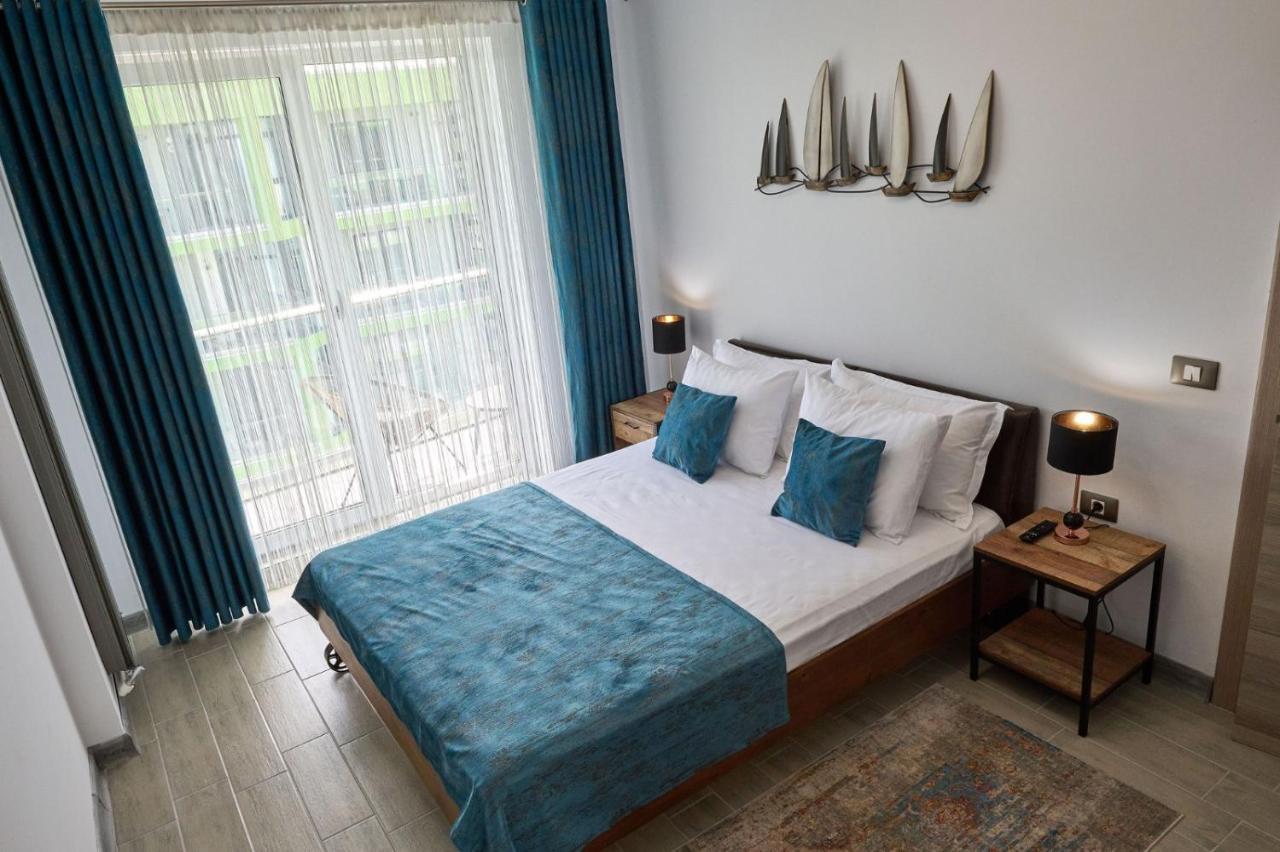 Vintage Breeze Apartment - Spa Pools Resort ママイア エクステリア 写真