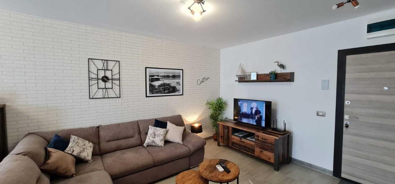 Vintage Breeze Apartment - Spa Pools Resort ママイア エクステリア 写真