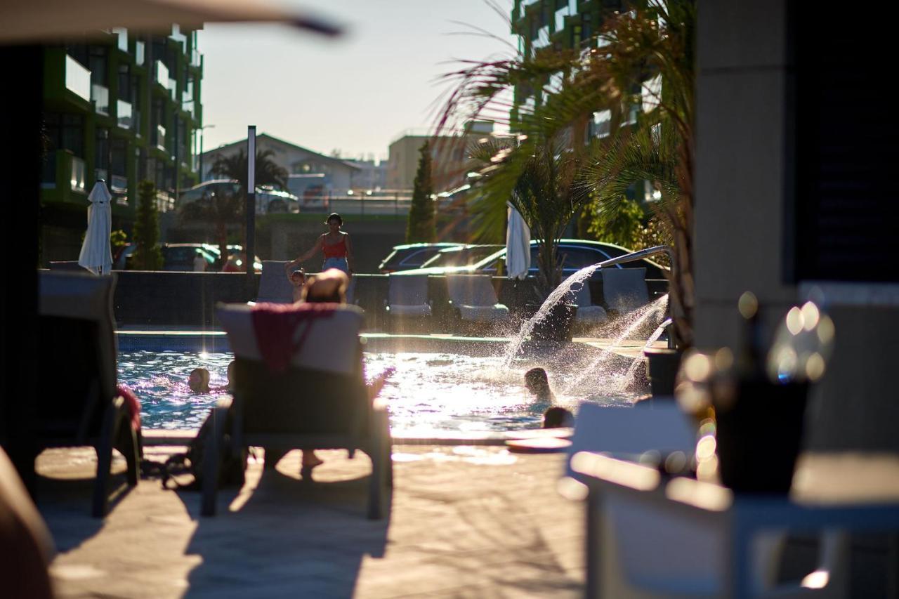 Vintage Breeze Apartment - Spa Pools Resort ママイア エクステリア 写真