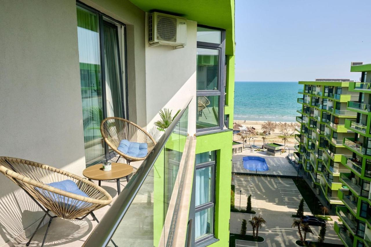 Vintage Breeze Apartment - Spa Pools Resort ママイア エクステリア 写真