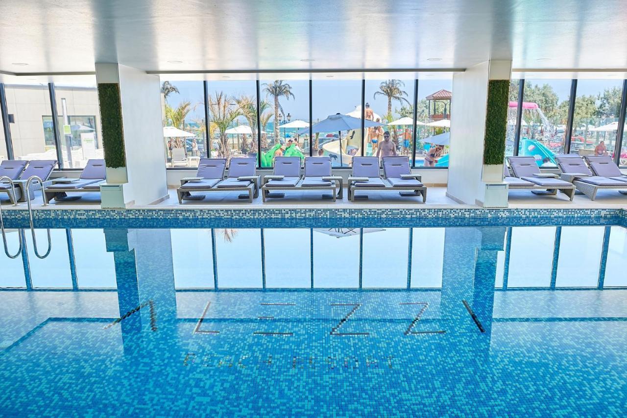 Vintage Breeze Apartment - Spa Pools Resort ママイア エクステリア 写真
